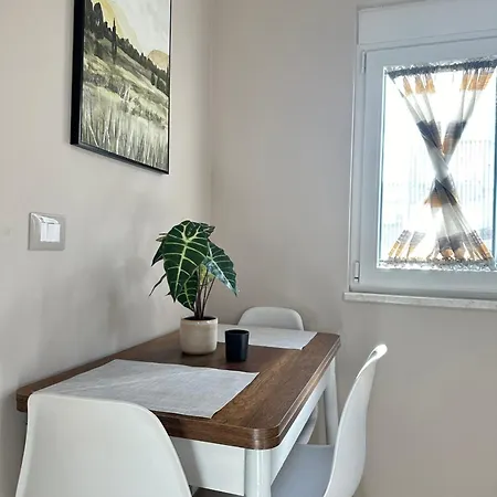 Eja 3 Appartamento Tirana