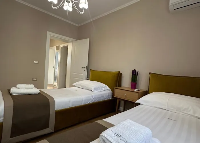 Appartement Eja 3 *